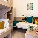 Cozy Floor With Shared Garden Apartment Bibione